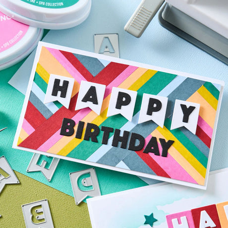 Troqueles Thinlits Birthday Bunting de Catherine Pooler (vista 3)