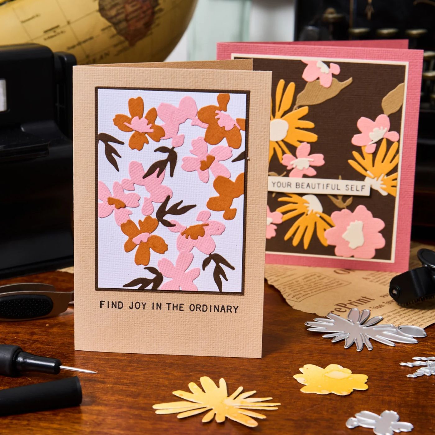 Troqueles Thinlits con Folder Embossing Floristry para Sidekick de Tim Holtz