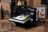 Troqueladora Big Shot Foldaway Tim Holtz Negra (vista 6)